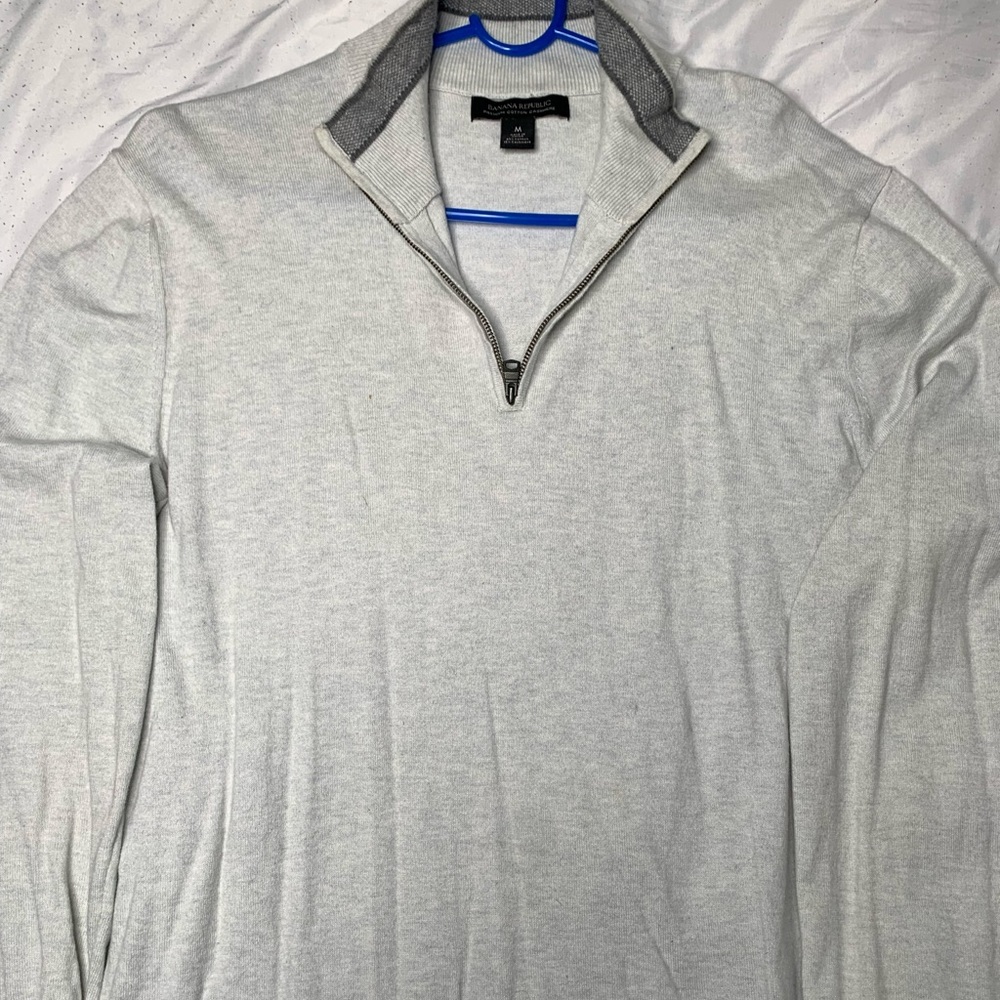 Light grey half zip banana republic cashmere sweater size M